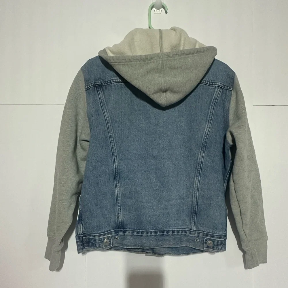 Levi's Hybrid Hoodie Vintage Fit Trucker Jacket - Picture 8 of 11